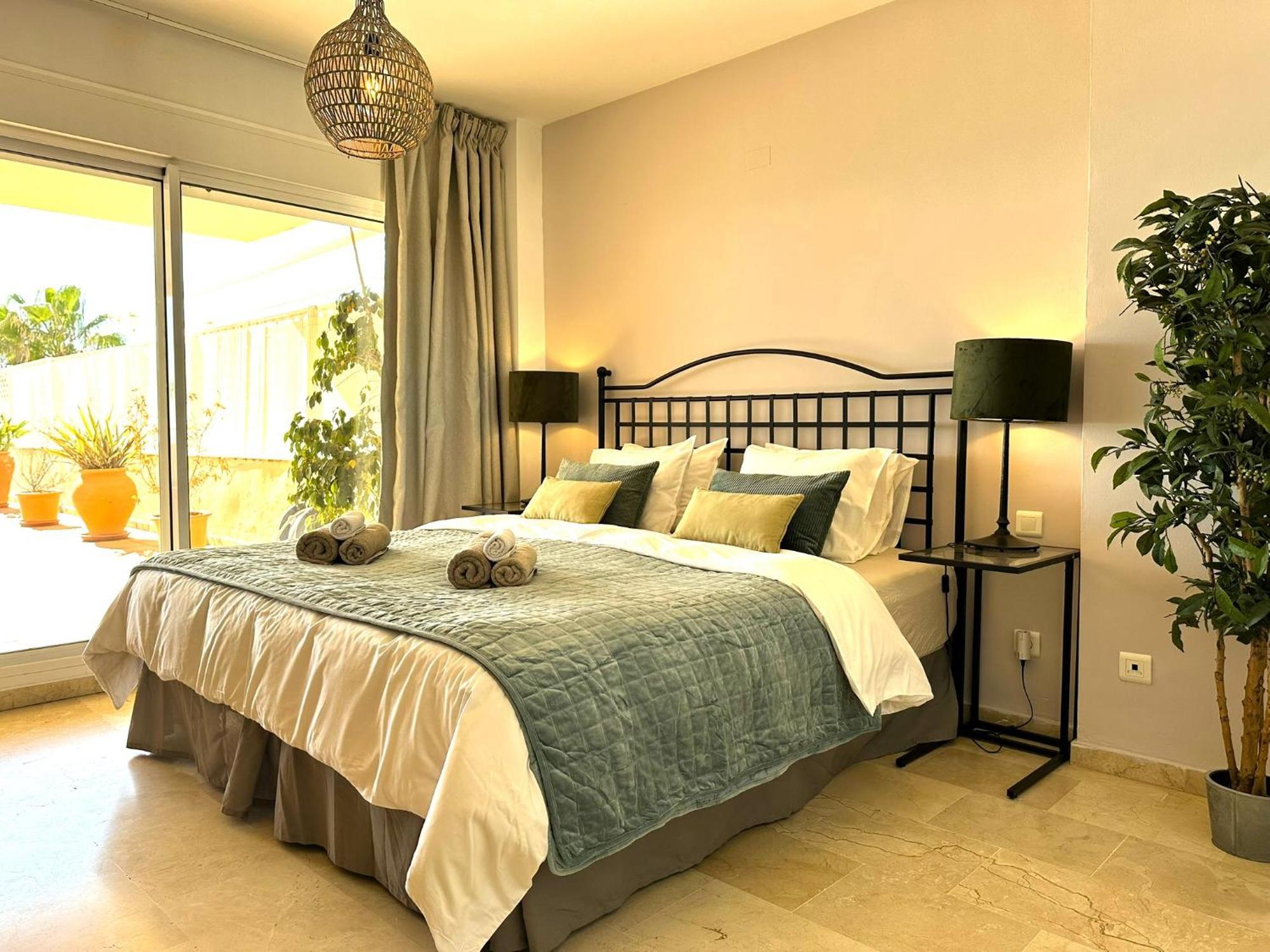 אסטפונה Apartments Bermuda Beach מראה חיצוני תמונה