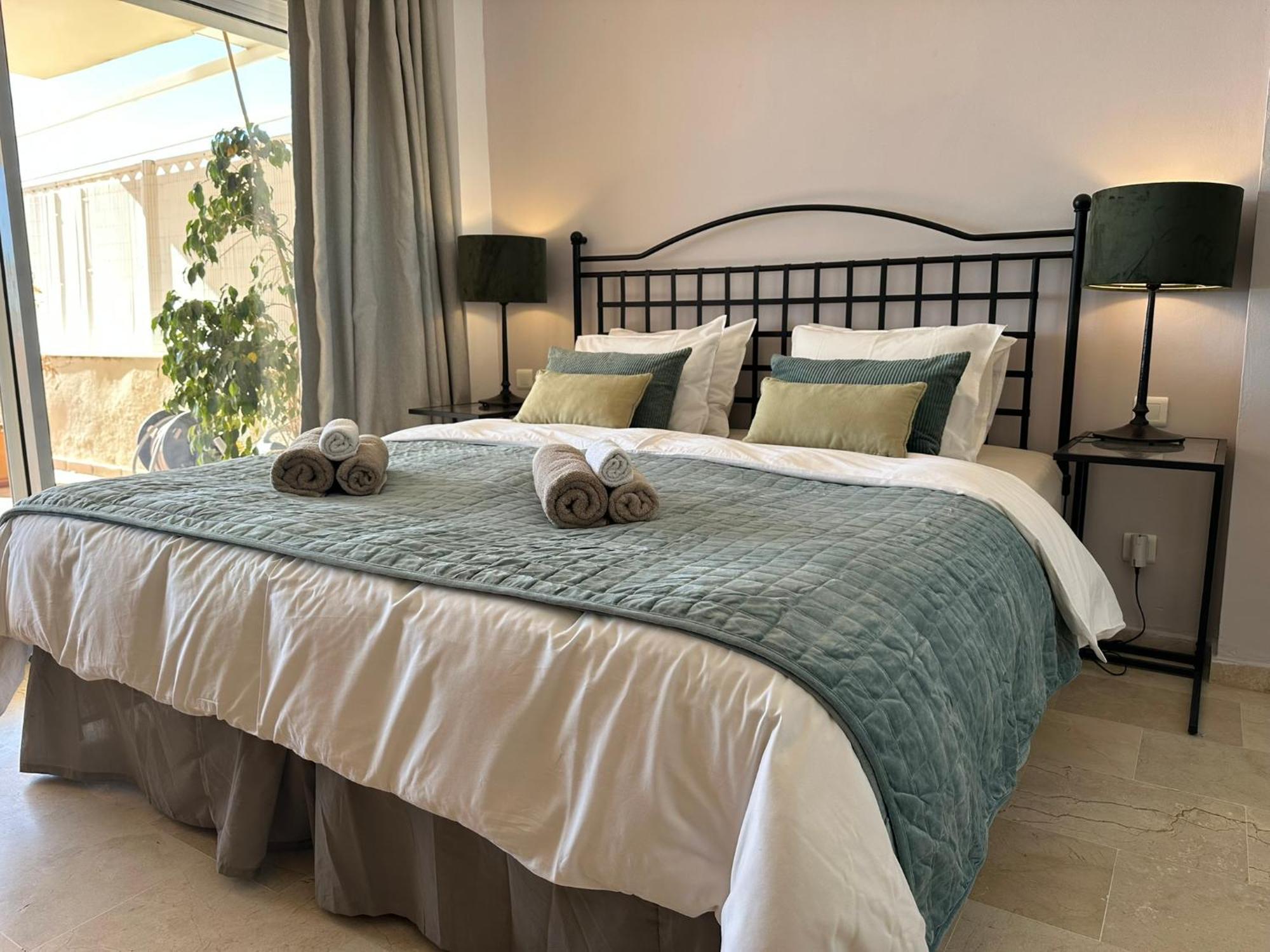 אסטפונה Apartments Bermuda Beach מראה חיצוני תמונה