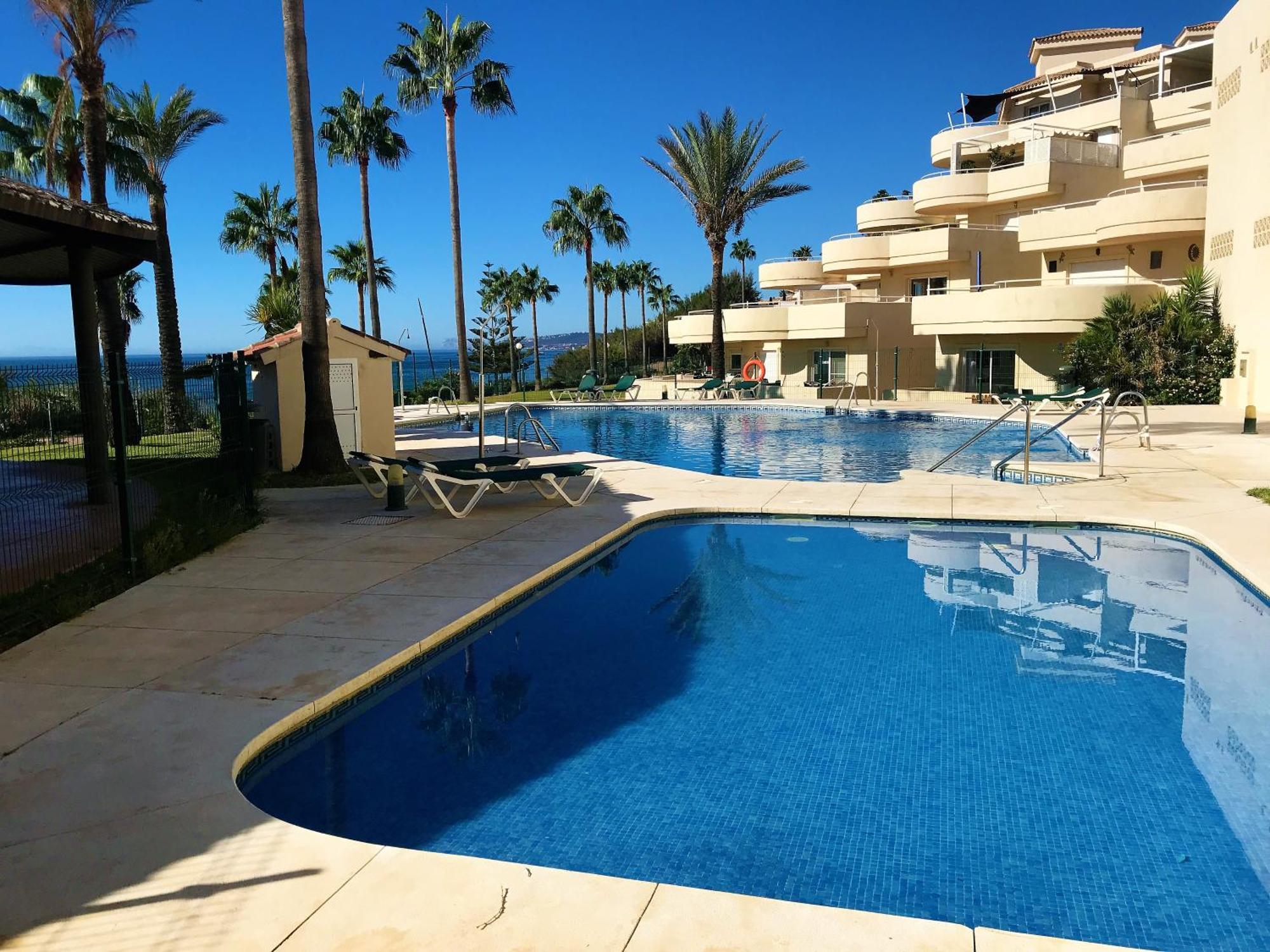 אסטפונה Apartments Bermuda Beach מראה חיצוני תמונה