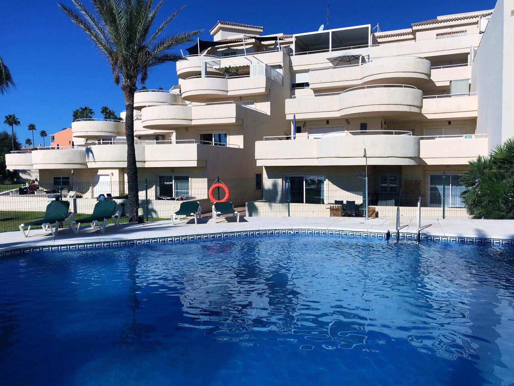 אסטפונה Apartments Bermuda Beach מראה חיצוני תמונה