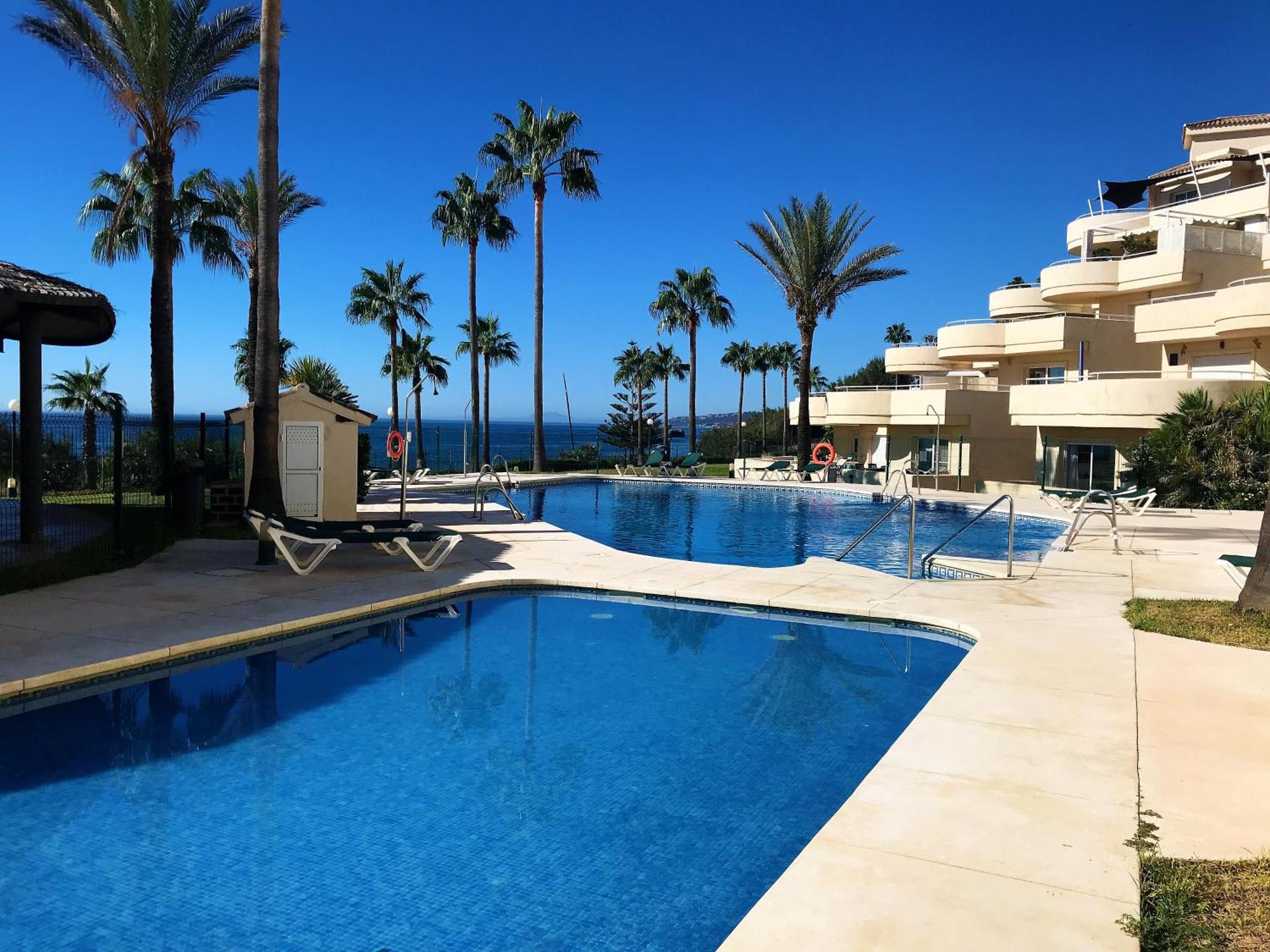 אסטפונה Apartments Bermuda Beach מראה חיצוני תמונה