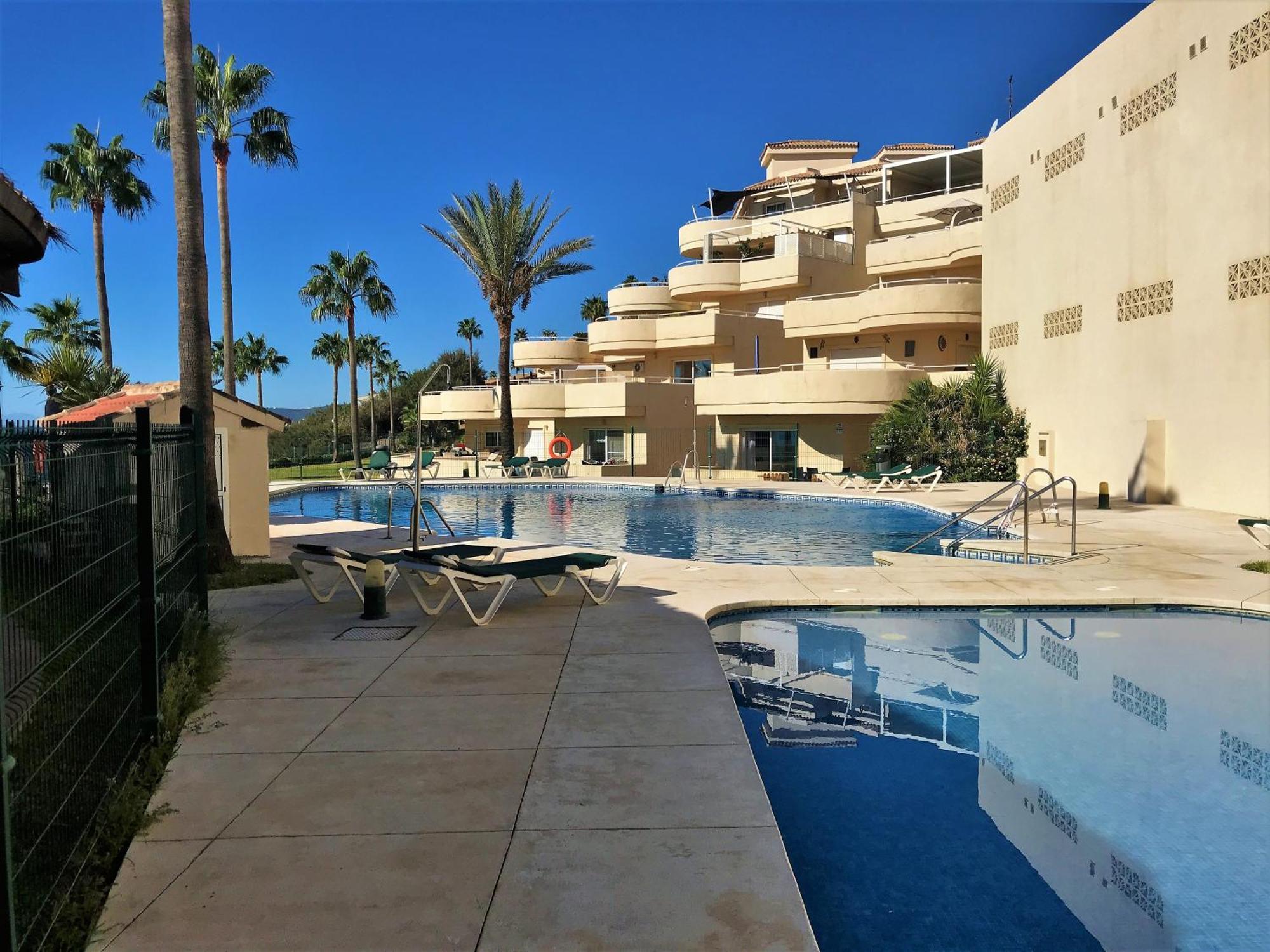 אסטפונה Apartments Bermuda Beach מראה חיצוני תמונה